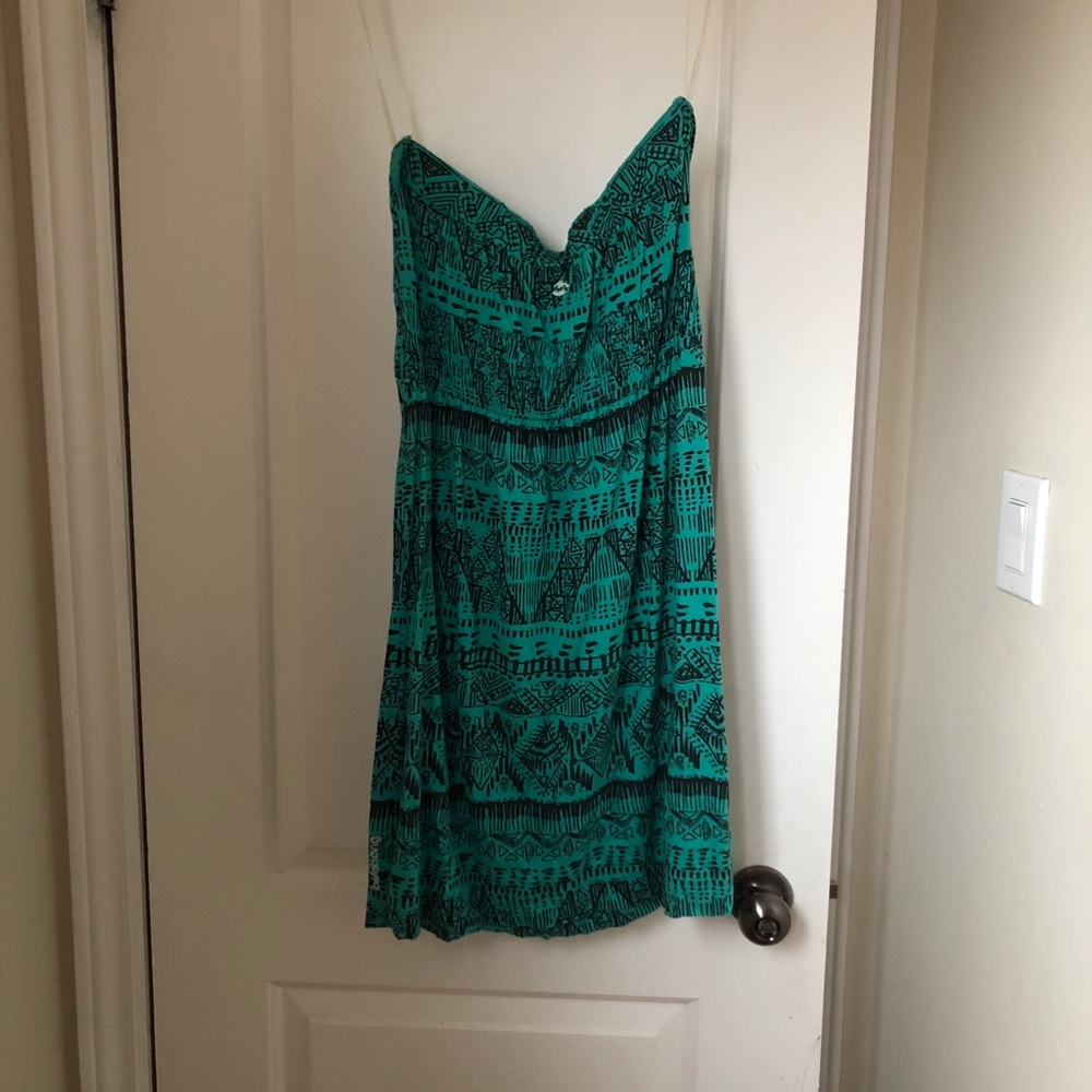 Billabong sweetheart neckline Aztec print dress